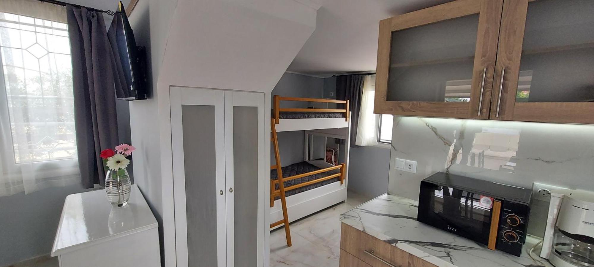 Willa Filio'S Loft Near Airport Artemida  Zewnętrze zdjęcie